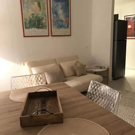 Apartament Au Coeur Du Vieux Village At 50 Meters From The Mentona